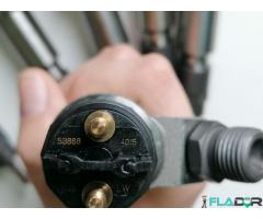 0445124015 538884015 5801453888 0986435663 Bosch Injector Iveco Stralis II Trakker II AD AT AS New H - Imagine 4/6