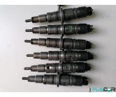 0445120057 500060544 2854608 504091505R 0986435552 Bosch Injector Iveco Case IH New Holland