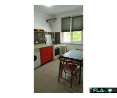 Inchiriere apartament cu doua camere decomandat - Imagine 1/4