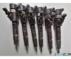 0445110021 8200238528 Bosch Injector Opel Movano Vivaro/ Renault Laguna Master Trafic 1.9