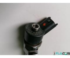 0445110160 Bosch 8200283583 Injector Nissan Opel Renault 1.9 dCi / 1.9 DTI / 1.9 DI - Imagine 4/4