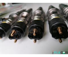 0 445 120 409 0445120409 5801932928 Bosch  Injector Iveco EuroCargo IV 100E19 ,100E19P