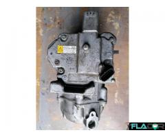 042200-1330 40440306 Compresor de aer condiționat Toyota Yaris hibrid 1.8