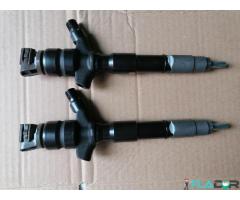 23670-30170 Denso Injector Toyota Dyna 3.0 D4d Hilux VII 3.0 D-4D 4WD Land Cruiser 3.0 D-4D