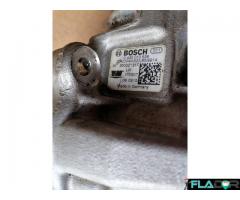 0445010636 	35022131F Bosch Pompa de Inalta Presiune Lancia Thema 3.0 D Grand Cherokee 3.0