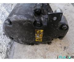 A0008302001 A 000 830 20 01 Compresor AC Mercedes C, E, GLC, GLE, S, Class eSprinter eVito - Imagine 4/5