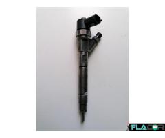 0445110087 8200101135 93167533 7701473631 Injector Nissan Opel Renault 2.5 dCi