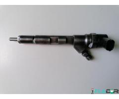 0445110087 8200101135 93167533 7701473631 Injector Nissan Opel Renault 2.5 dCi