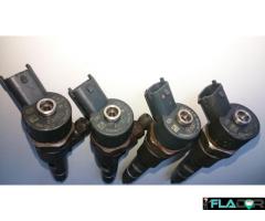 0445110110 8200100272 Injector Renault Espace Laguna Megane Scenic Nissan Interstar 1.9