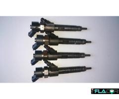 0445110110 8200100272 Injector Renault Espace Laguna Megane Scenic Nissan Interstar 1.9