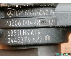 6450704005 0445B74 628 Bosch Injector Mercedes-Benz