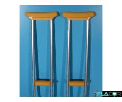 Carje cu sprijin subaxilar aluminiu NEFOLOSITE   set 2 buc