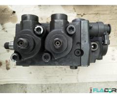 0445020160 0445020292 0445020195 0986437512 Bosch Pompa Inalta Presiune Iveco New Holland Case IH