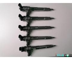 8201636333 0445110800 166007427R 0445876882 Injector Dacia Renault Nissan Mercedes 1.5 Blue dCi