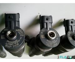 CV6Q-9F593-AA CV8Q9F593AA 0445110489 Bosch Injector Ford Focus Transit Kuga 1.5 1.6 TDCi