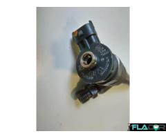 166000804R 95523169 95518001 0445110569 Bosch Injector Fiat Nissan Opel Renault 1.6