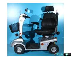 Scuter electric cu 4 roti pentru batrani Shoprider - 6 km/h
