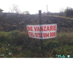 Vand teren intravilan cu utilitati la strada